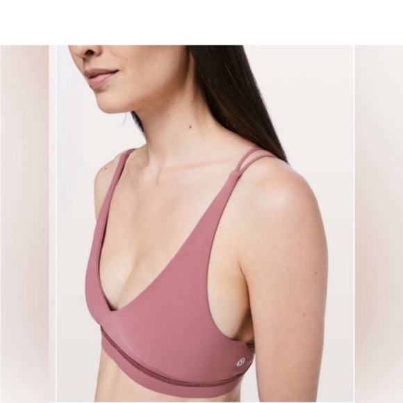 Lululemon - Picture 4 of 5